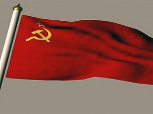 Львовские депутаты запретили в День Победы вывешивать красные флаги