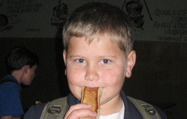 В Мыколаевском районе школьников посадили на вынужденную диету