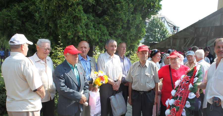 Во Львове тихо отметили 69-ю годовщину освобождения города от фашистских захватчиков