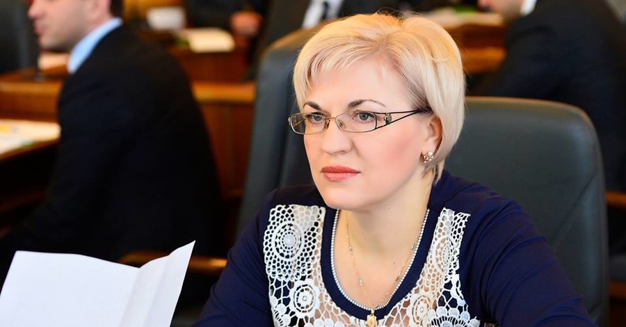 Губернатор Ирина Сех: Уволить нельзя оставить