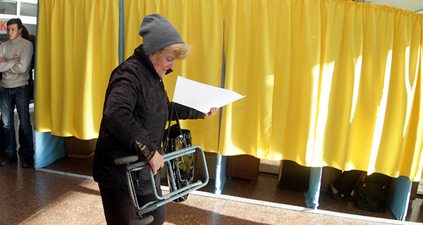 Во Львове все избирательные участки открылись вовремя