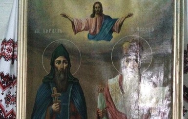 На Тернопольщине чудесным образом самообновились иконы