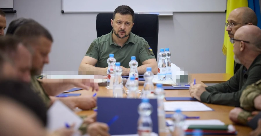 Зеленский провел заседание Ставки на Ровенской ЗАЭС - заслушал доклады чиновников и оценил угрозу на атомной станции