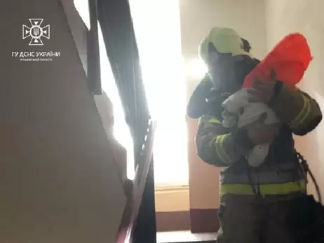 Во Львовской области во время пожара спасли женщину с младенцем