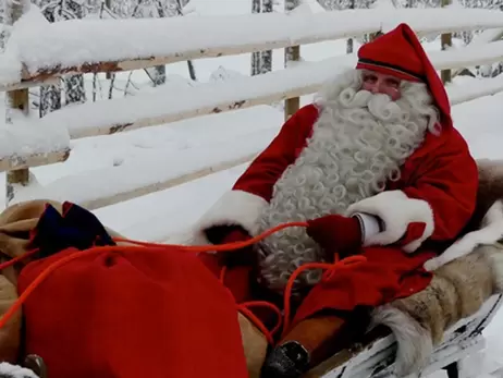 Ночью Санта Клаус побывал на всех континентах и ​​доставил почти 7 миллионов подарков