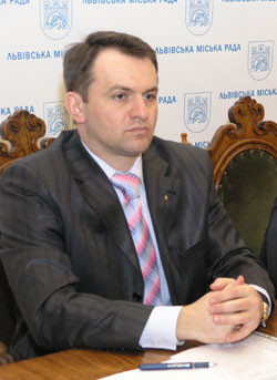 Первый заместитель мэра Олег Синютка:«Я был бы очень хорошим дворником» 