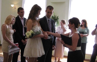 В последнюю неделю перед постом во Львове свадебный бум