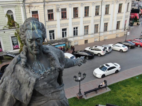 Одеська міськрада схвалила знесення пам'ятника Катерині, але це ще не кінець епопеї